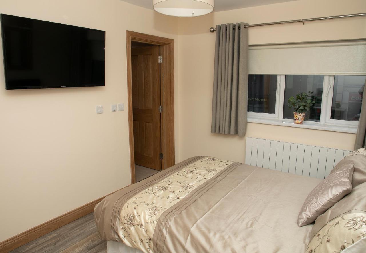 Arch House B&B & Apartments Athlone Ngoại thất bức ảnh