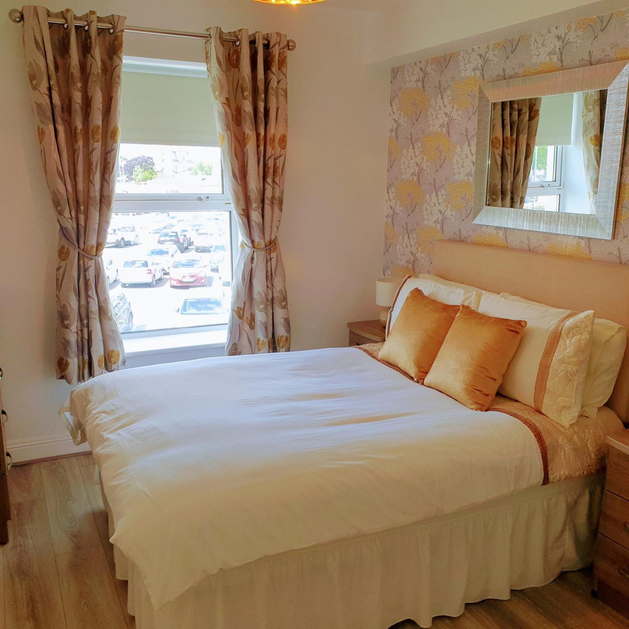Arch House B&B & Apartments Athlone Ngoại thất bức ảnh